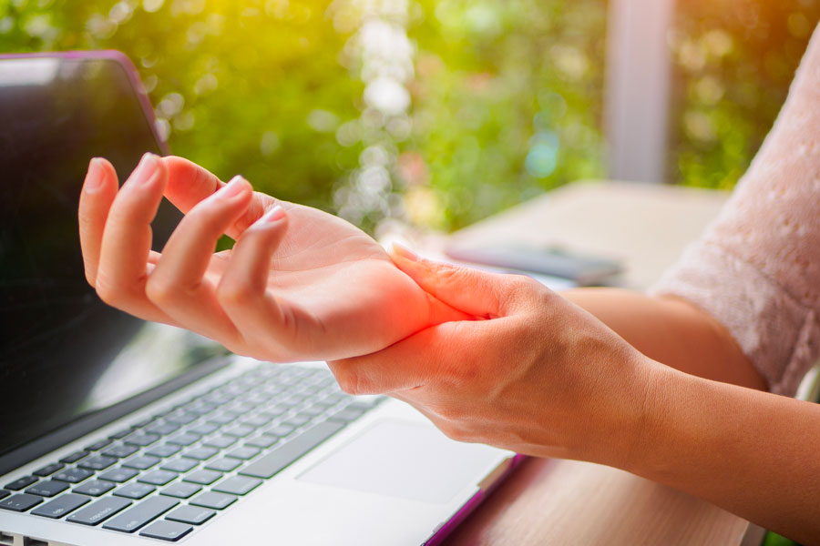 7 Things You Can Do to Prevent Carpal Tunnel From Occurring by Cindy Chamberlain